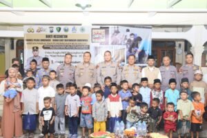 Hari Bhayangkara ke – 80 Polres Bondowoso Gelar Khitan Massal dan Cek Kesehatan Gratis